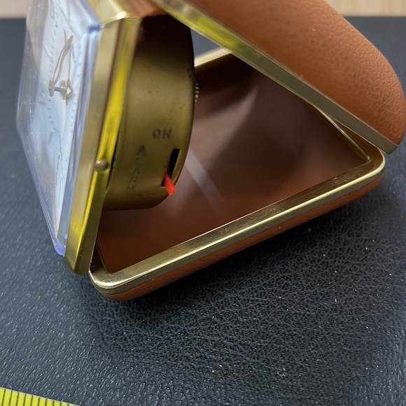 Equity Travel Clock - Picture 6 of 15